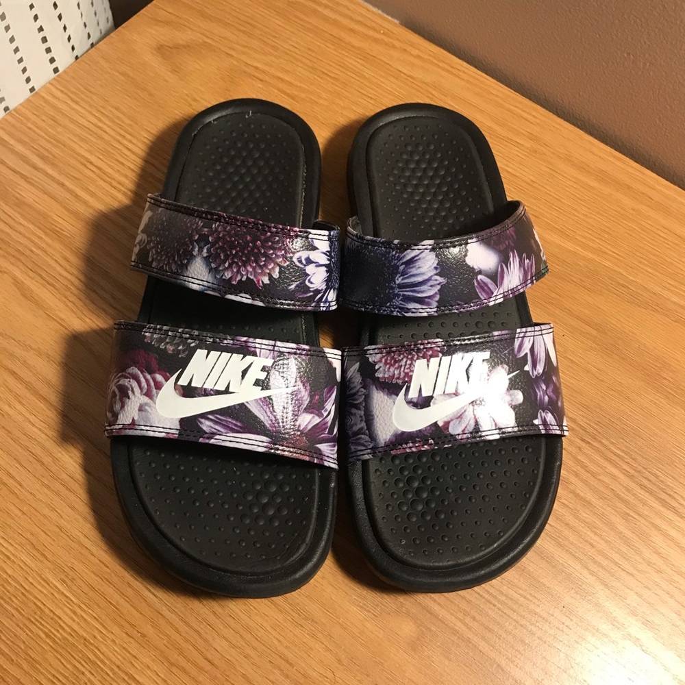 Nike 2 strap sandals